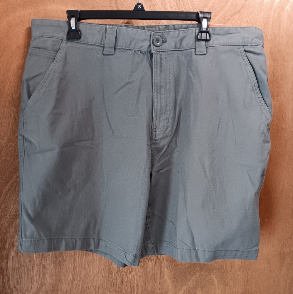 Reel Legends Men's Charcoal Flat Front Shorts